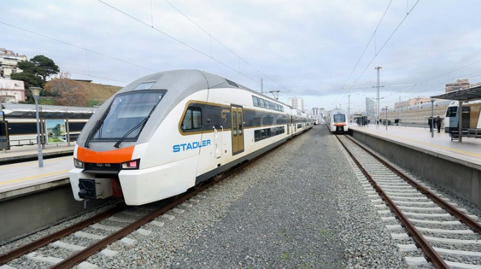 Bakı-Sumqayıt qatarının bayram günündə hərəkət qrafiki açıqlanıb 