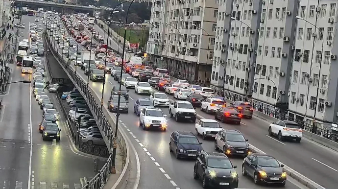 Paytaxtda 24 istiqamətdə tıxac var - SİYAHI 