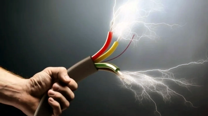 Mingəçevirdə 45 yaşlı kişini elektrik cərəyanı vuraraq öldürüb 