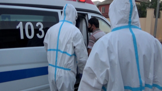 Koronavirus xəstələri ictimai yerlərdə aşkar edilərək saxlanılıb  