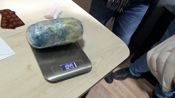Polis ötən gün 10 kiloqrama yaxın narkotik aşkarlayıb 