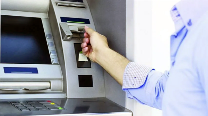 Gecikdirilən təqaüdlər tələbələrə faizlə qaytarılacaq? 