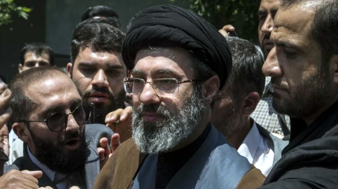 Xameneinin oğlundan xəbər var