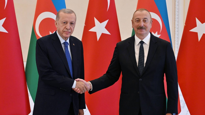 Prezident İlham Əliyev Türkiyəyə raket hücumunu qınadı 