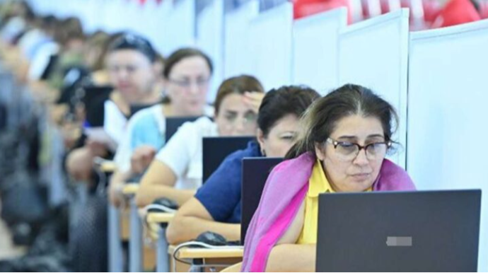 2198 müəllim bu sadə suala CAVAB VERƏ BİLMƏDİ - FOTO