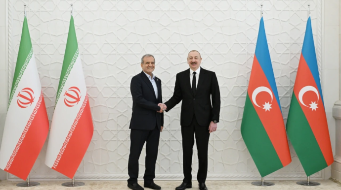 Prezidentlər mətbuata birgə bəyanatlarla çıxış etdilər  