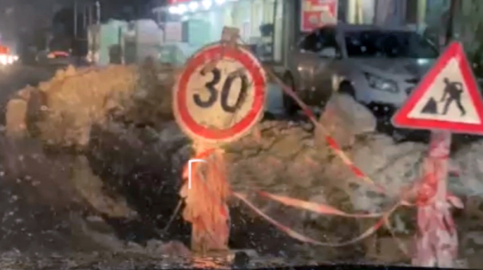 Binəqədi sakinlərini ölümə aparan yollar - VİDEO 