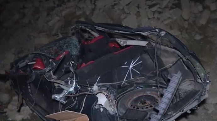 Устроивший аварию в Баку водитель погиб на месте  - ВИДЕО