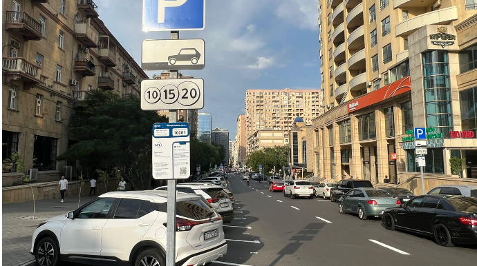 Bakıda avtomobil park etmək BU HALDA PULSUZDUR    - FOTO - VİDEO