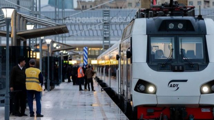 İctimai nəqliyyat 2 gün işləməyəcək