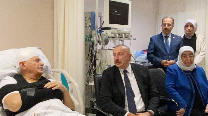 İlham Əliyev qəzaya düşən Binəli Yıldırım və Şamil Ayrıma BAŞ ÇƏKDİ - FOTOLAR 