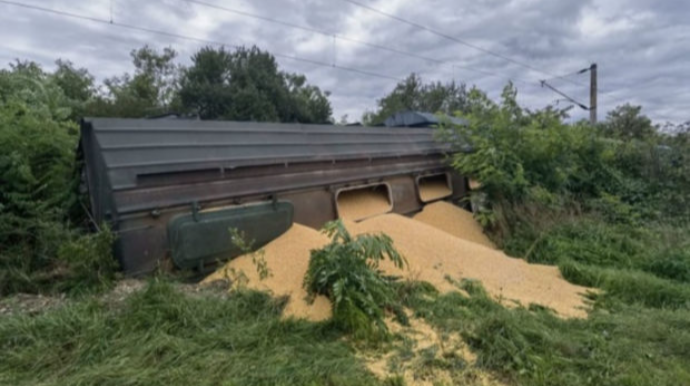 Rumıniyada Ukrayna taxılını daşıyan vaqonlar relsdən çıxıb - FOTO 