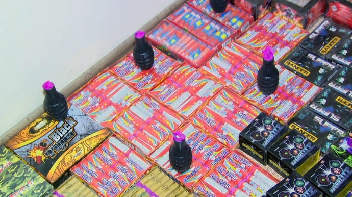 Ötən gün pirotexniki vasitələr satan 20 nəfər saxlanılıb 