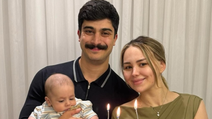 Gəlini Milli Qəhrəmanın adını daşıyan nəvəsinin fotosunu paylaşdı 