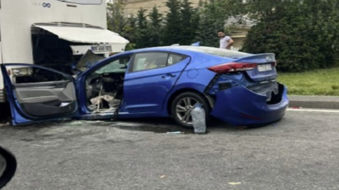 Binəqədidə dəhşətli qəza:  Avtomobillə avtobus toqquşdu - FOTO  - YENİLƏNİB