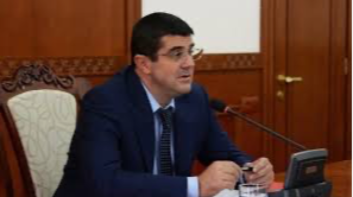Для бегущих из Карабаха армян ввели запрет