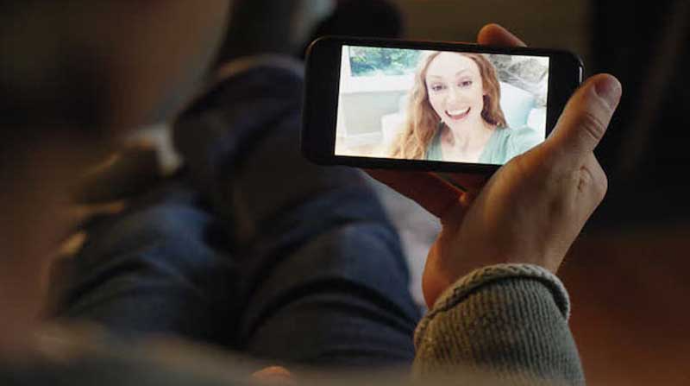 Bu qızlardan gələn zəngləri açmayın!