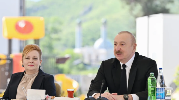 Bizdən Ermənistanı qorumaq lazım deyil - İlham Əliyev 