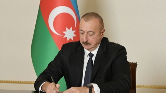Президент Ильхам Алиев присвоил ряду военнослужащих ВС Азербайджана звание Национального героя