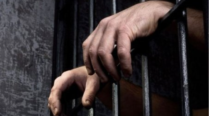 Həbsxanadan icazə alıb evə gedən məhkum arvadını qətlə yetirdi 