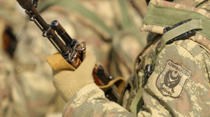 Azərbaycan Ordusunun hərbçisi qar uçqununa düşərək həlak olub 