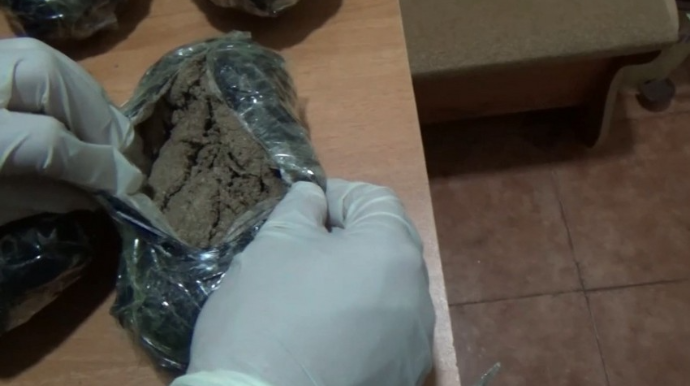 Samuxda narkokuryer SAXLANILDI 