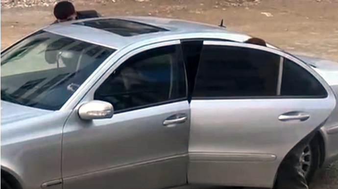 Bakıda gənc qızı maşına basıb qaçırdılar - Polis işə qarışdı - ANBAAN VİDEO 