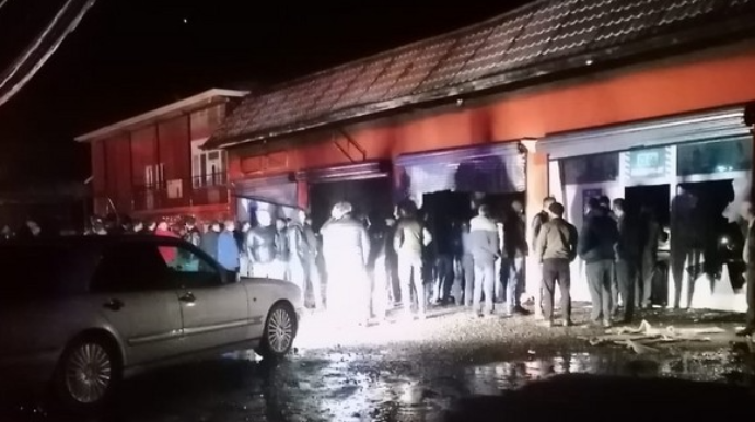 Lənkəranda avtomobil təmiri sexi və nəqliyyat vasitələri yanıb