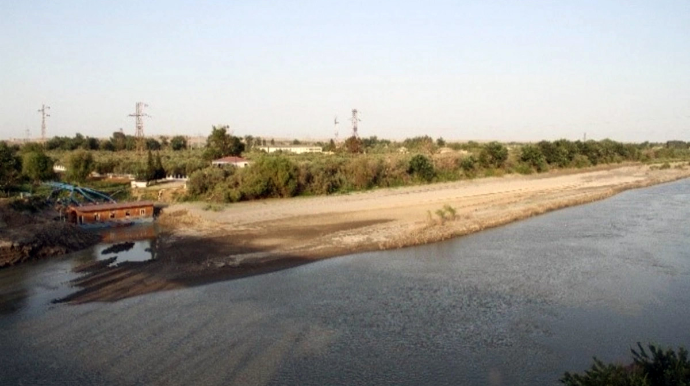 Coğrafiya İnstitutu: "Xəzərin Qoltuq körfəzində dəniz 1,5-2 km geri çəkilib" - FOTO