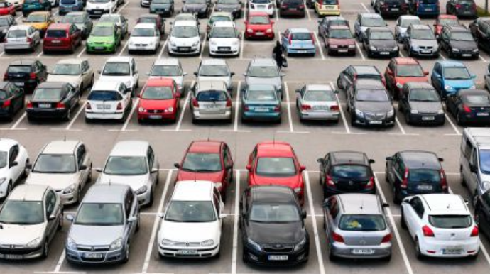 Gürcüstanda köhnə avtomobillər üçün aksiz vergisi artırıldı – Bu qədər oldu