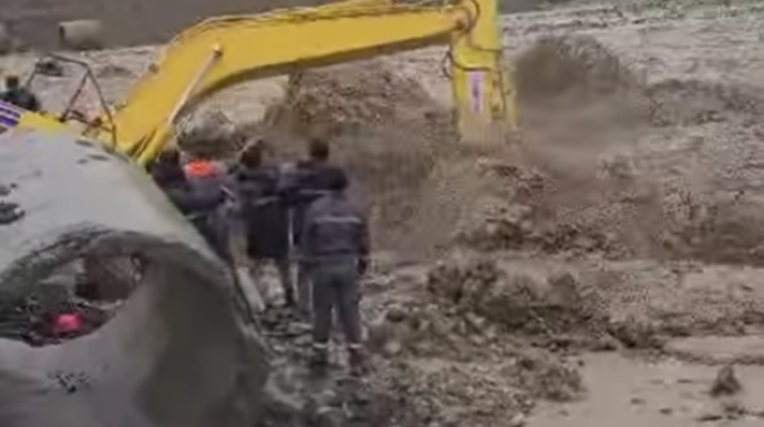 Ağsudakı dəhşətli hadisənin görüntüləri - VİDEO