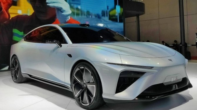 В Китае создан электромобиль с рекордным запасом хода  - ФОТО