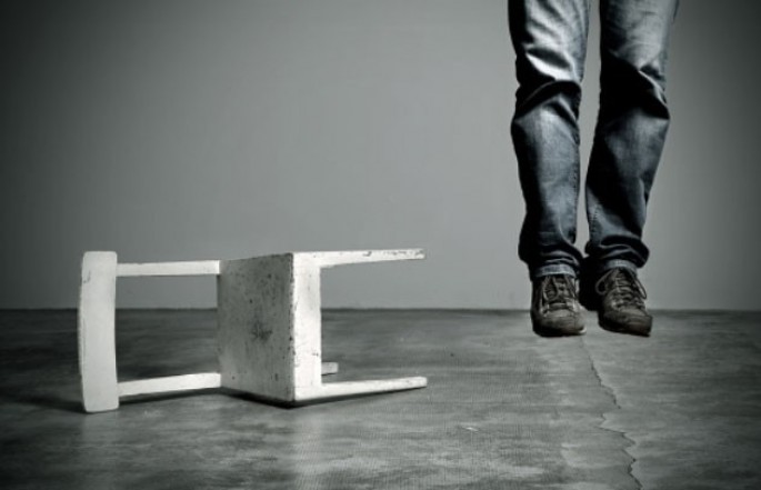 67 yaşlı kişi özünü asıb- Göygöldə