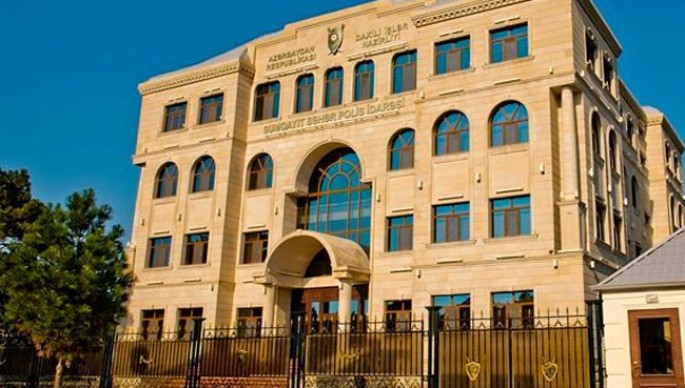 Polis rəisinin otağında dava - Sumqayıtda