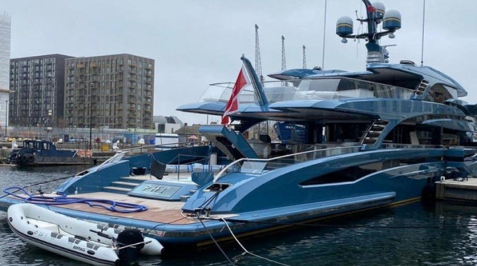 Londonda rus iş adamına məxsus yaxta müsadirə olunub 