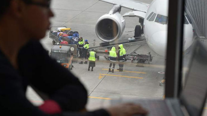 Hava limanlarında Wi-Fi-a qoşulmaq təhlükəlidir - EKSPERT 