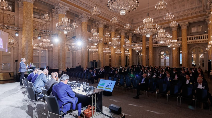Tanınmış mühəndislər daxiliyanma mühərrikinin tarixə qovuşmayacağı qənaətindədirlər - FOTO