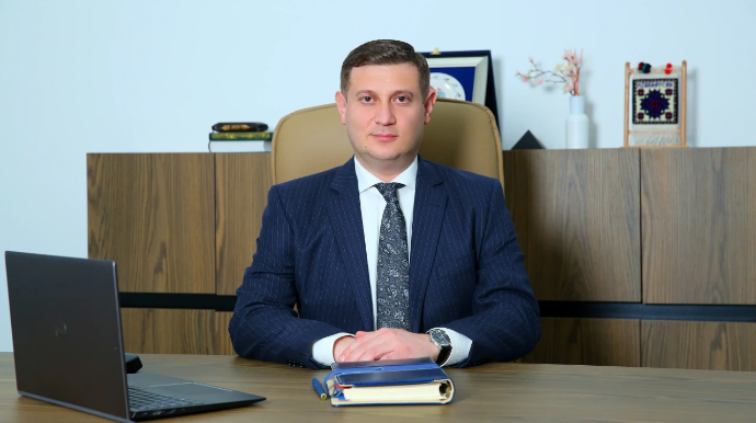 TƏBİB-ə rəhbərlik edən şəxs Oqtay Şirəliyevin köməkçisi olub 