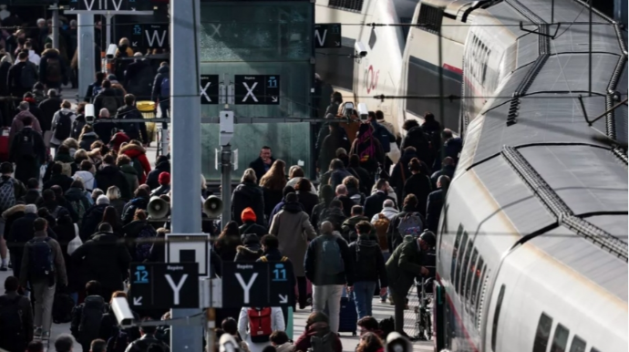 Nəqliyyat işçilərinin tətil hüququ məhdudlaşdırılıb 