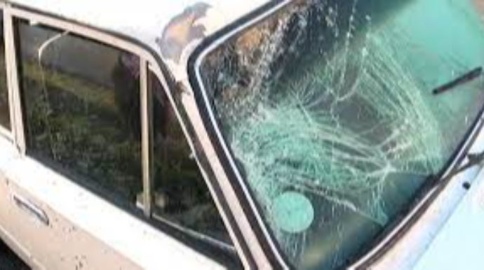 İmişlidə avtomobil qadını vuraraq öldürüb