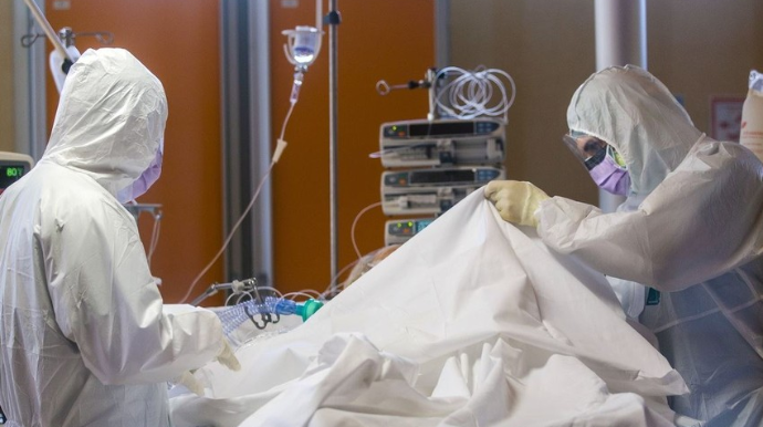 Dünyada koronavirusdan ölənlərin sayı 740 mini ötdü