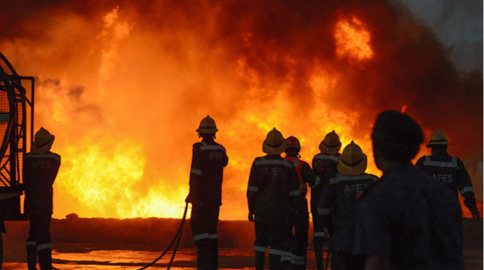 Gecə klubunda yanğın - Ölənlər və yaralananlar var