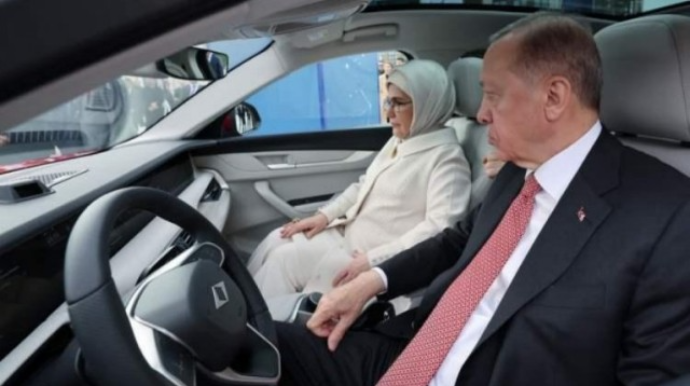 Ərdoğanla xanımı arasında maraqlı dialoq - "Kapitan mənəm..."   - VİDEO