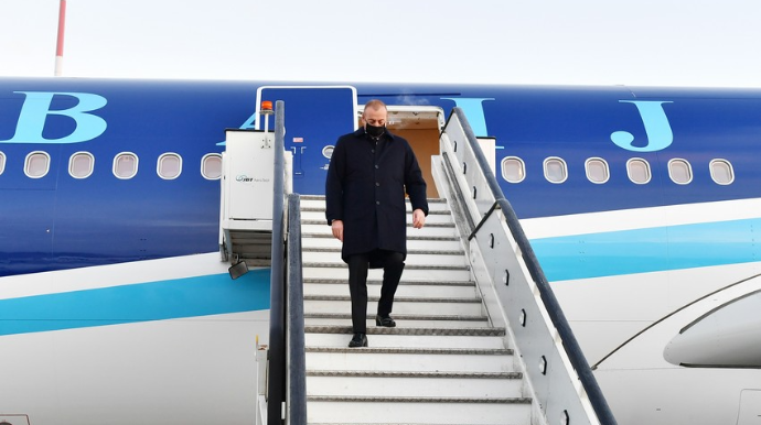 İlham Əliyev Rusiyaya səfərə getdi - FOTO 