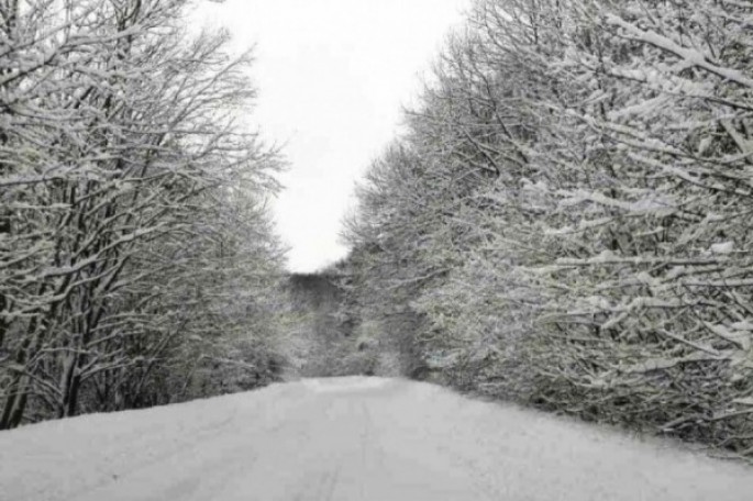 Güclü qar yolları iflic edib