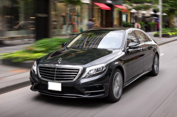 Paytaxtda 1 milyonluq “Mercedes” qaçırılıb