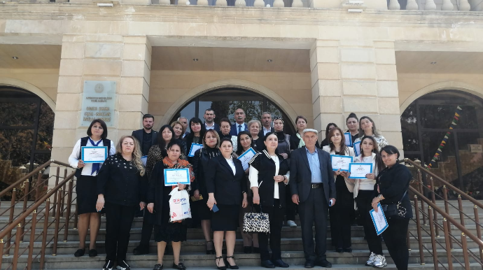 “Öyrənək, uşaqları da öyrədək!” adlı təlim keçirilib  - FOTO