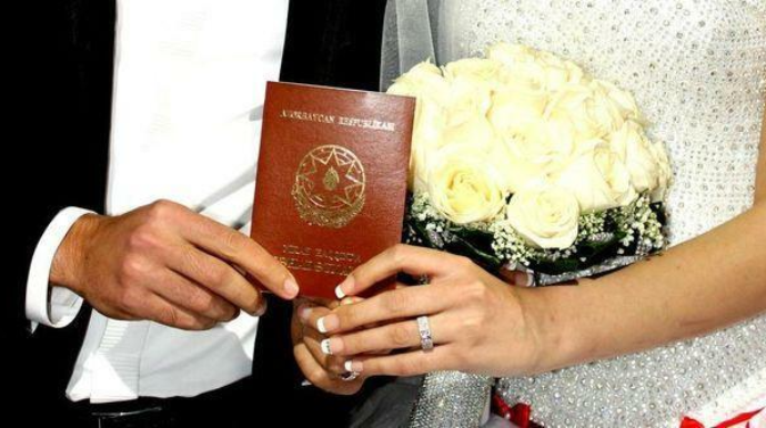 Azərbaycanda bu yaşdan aşağı nikaha qəti qadağa qoyula bilər: qanuna dəyişiklik hazırlanır 
