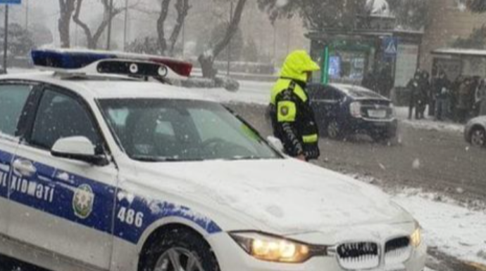 Дорожная полиция обратилась к водителям в связи с фактической погодой