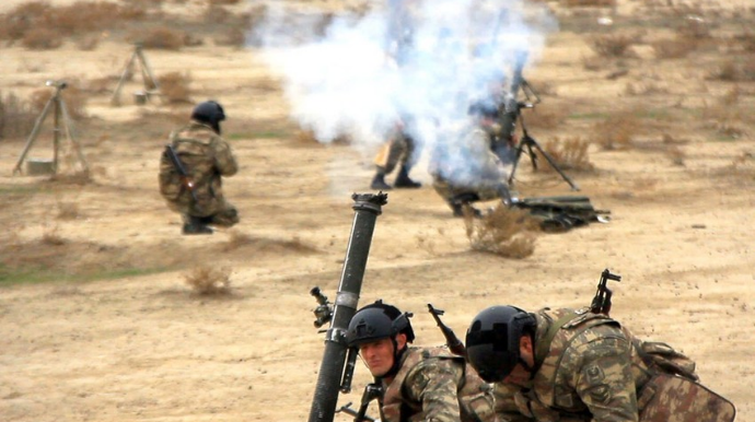 Azərbaycan Ordusunun minaatan batareyaları döyüş atışları icra edir  - FOTO - VİDEO